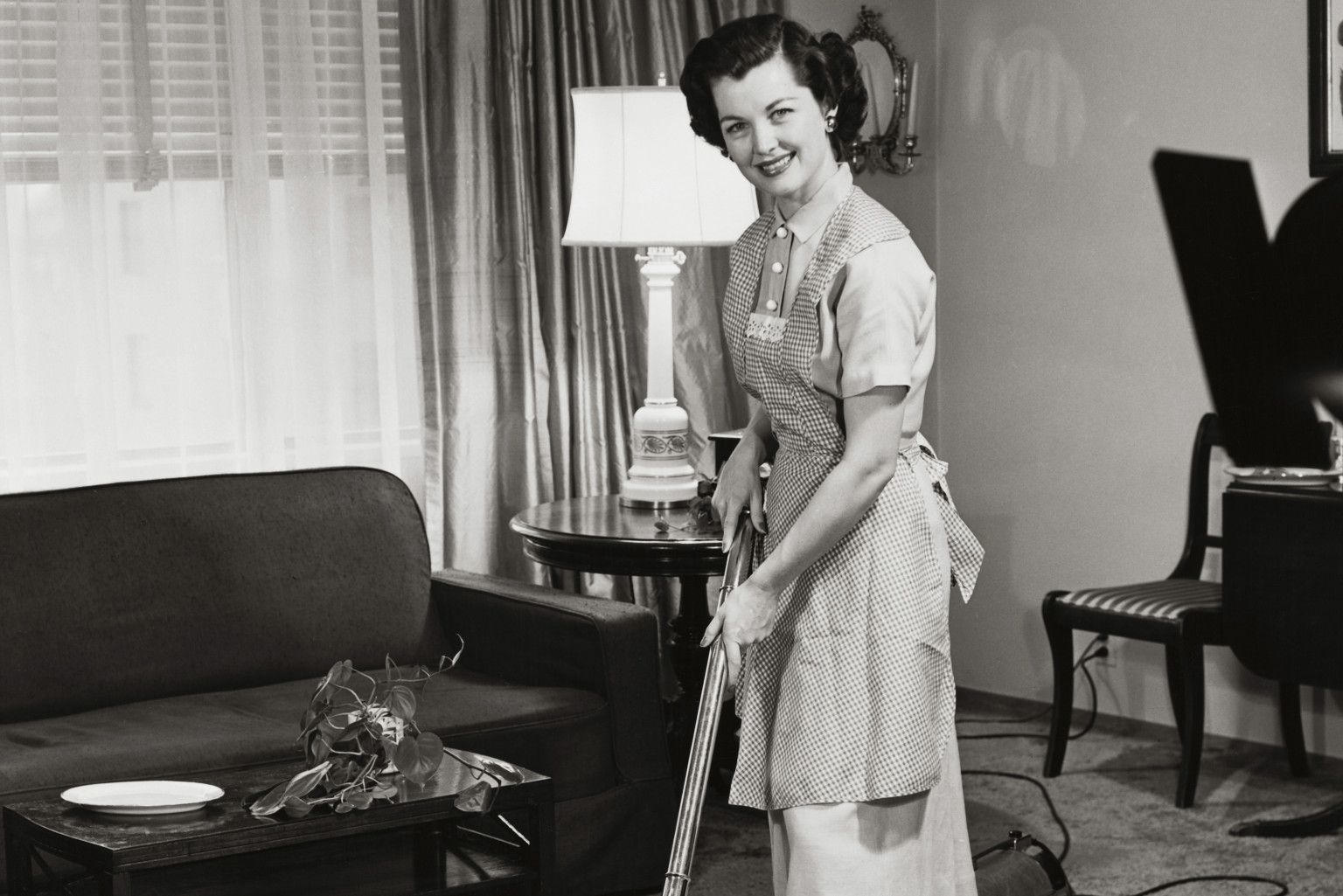Check out this 1950’s Daily Cleaning Routine