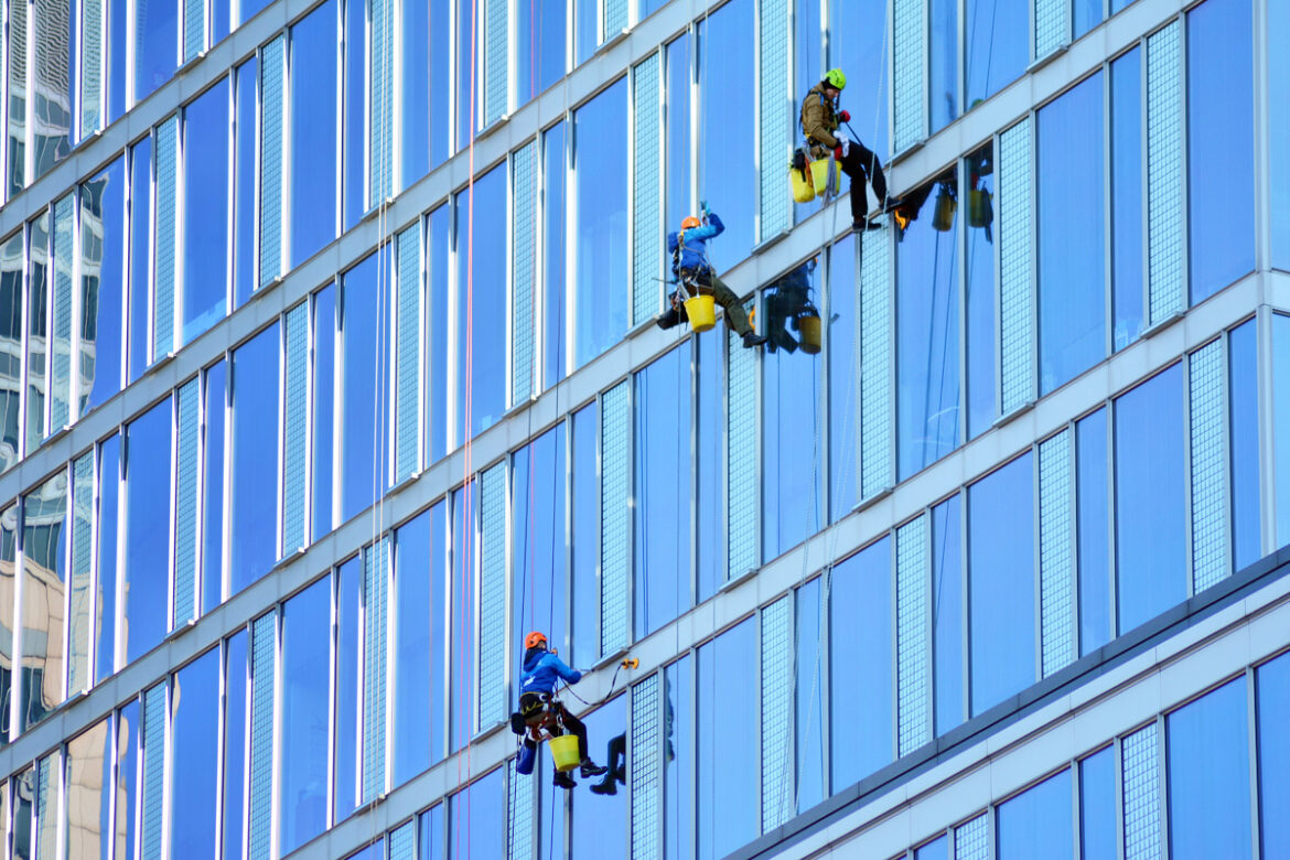 Top 4 High Rise Building Window Cleaning Tips And Methods The Modern